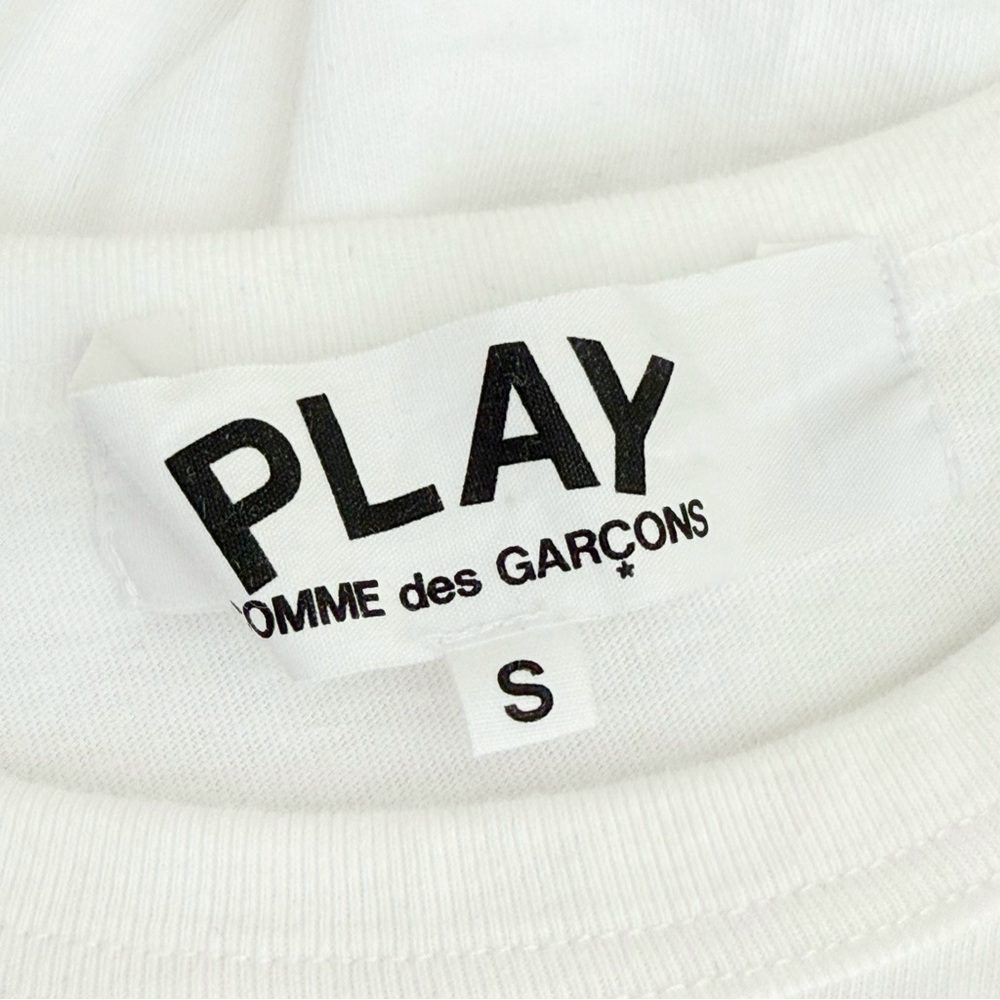 COMME DES GARÇONS PLAY WHITE BLUE EYED RED HEART LOGO CREWNECK T-SHIRT - Picture 4 of 4